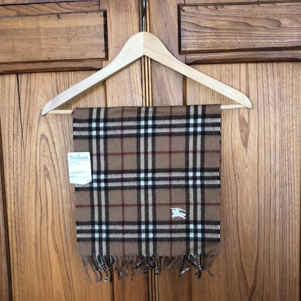 NWT - Vintage Burberry Scarf - TAG FROM SPAIN STILL ATTACHED